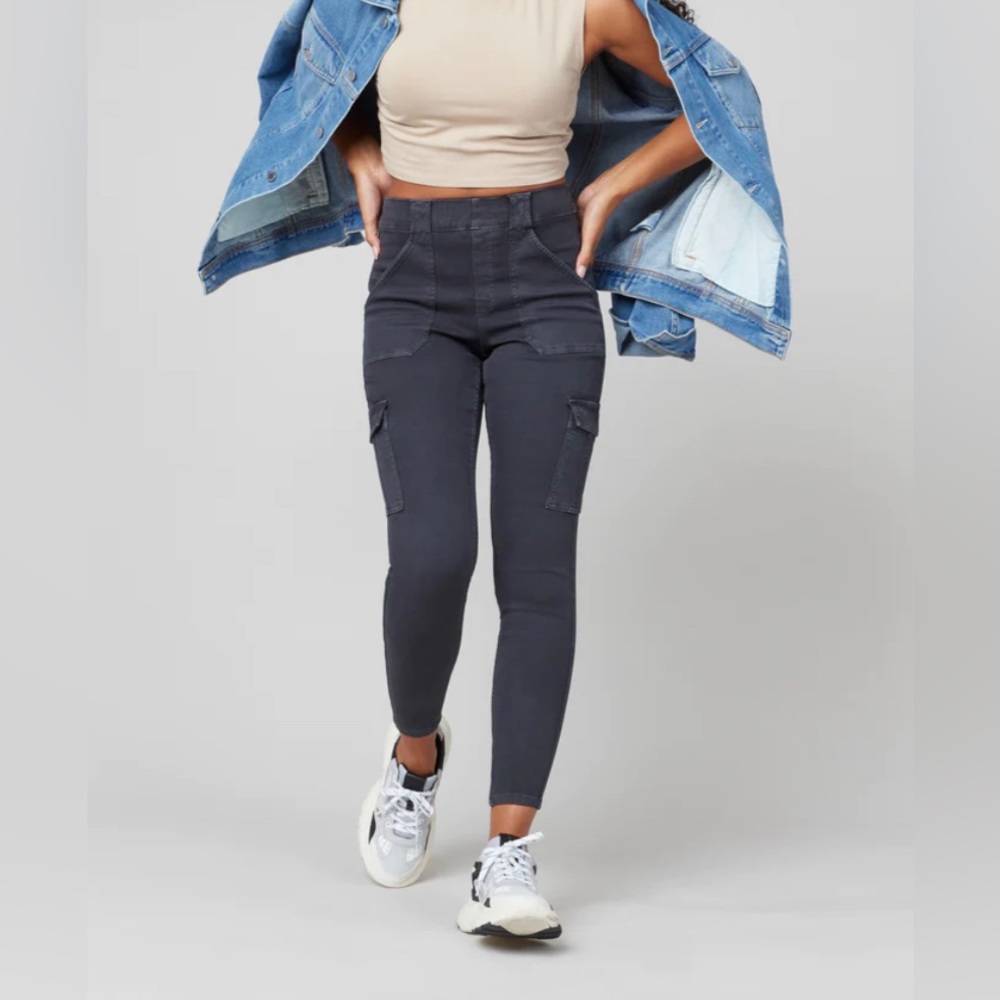 NWT SPANX Stretch Twill Ankle Cargo Pants